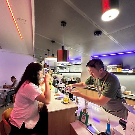 Uns B&B Kaohsiung Luaran gambar