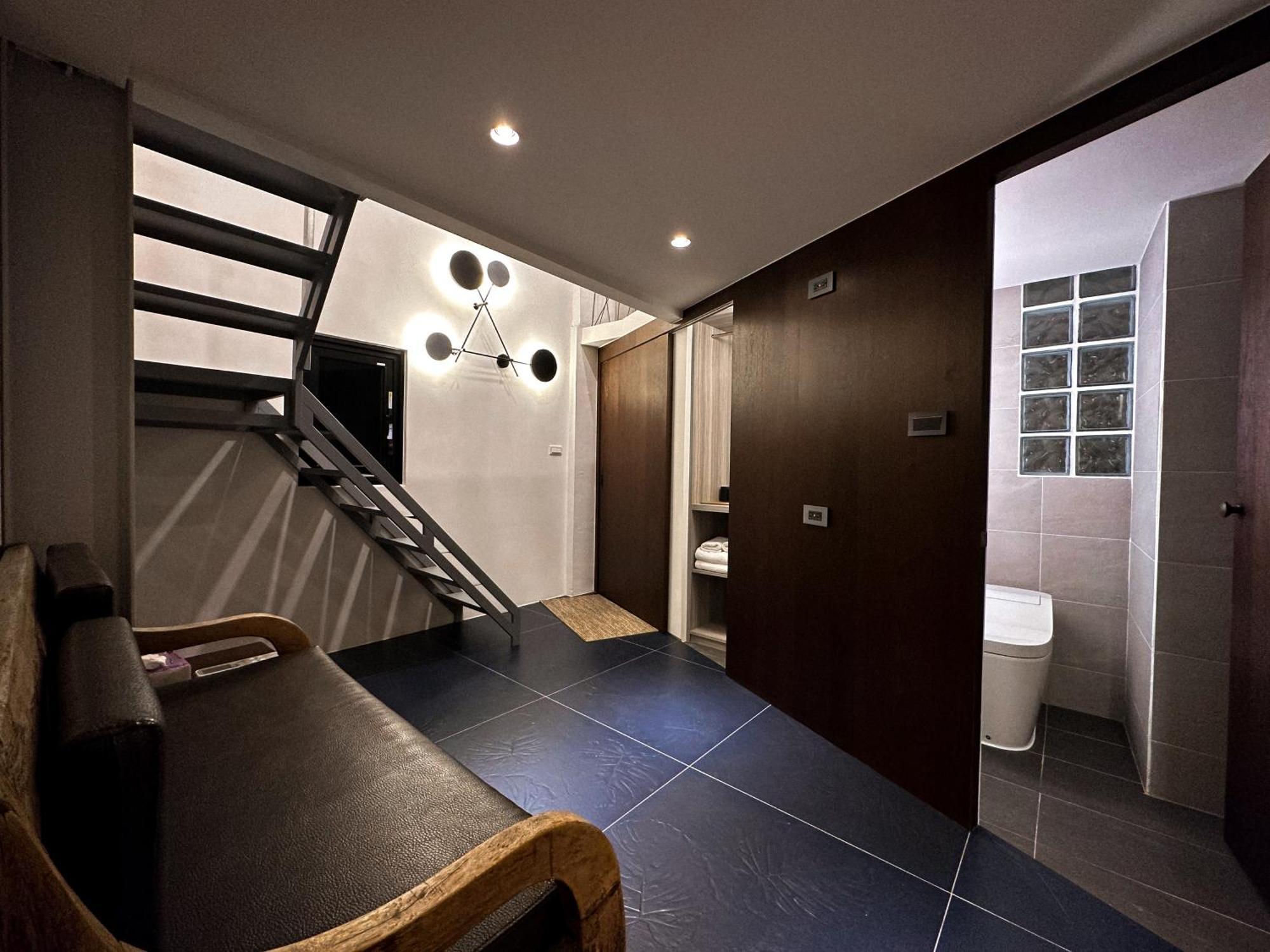Uns B&B Kaohsiung Luaran gambar