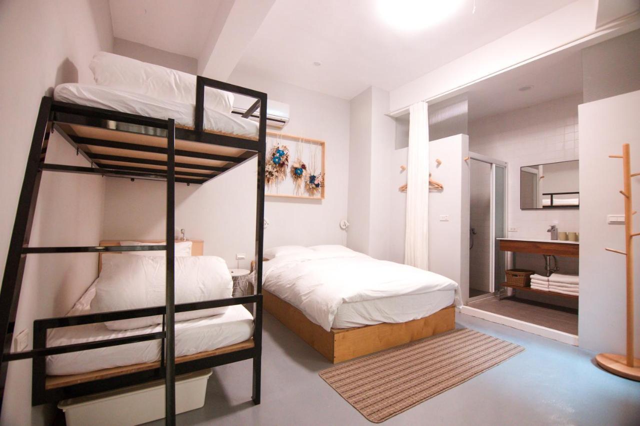 Uns B&B Kaohsiung Luaran gambar